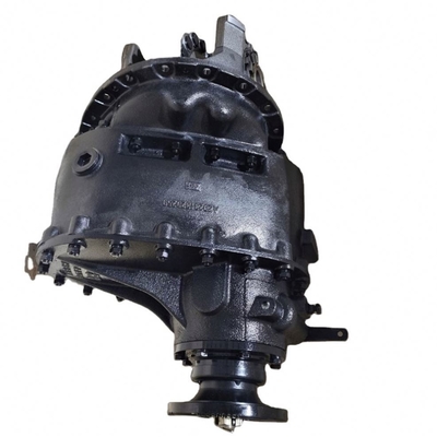 Differenziale dell'asse medio per ricambi Sinotruk AZ9231320745 colore originale anno 2005-
