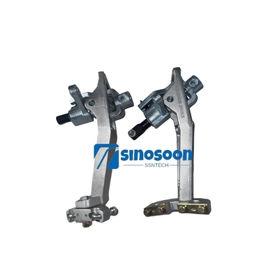 Sinotruk Howo A7 Pezzi di cabina di un camion pesante Manovra manipolatore della leva di cambio WG9725240108