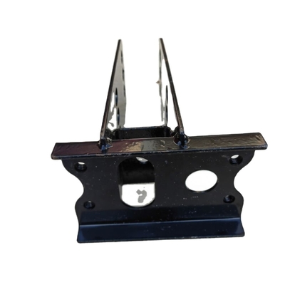 H4831010047a0 Protezione anteriore Assemblaggio bracket destro Foton Pezzo di ricambio Trasmettitore remoto